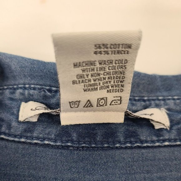 AMERICAN RAG Denim Button Up Shirt Women's XS Blouse Top Button Blue Frayed Edge - Picture 6 of 13